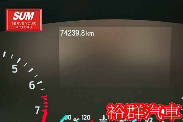 【YES認證里程保證】安全性高、休旅好選擇、摸門、ACC、電動椅、倒車顯影  第10張相片