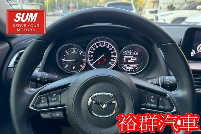 【YES認證里程保證】寬敞舒適旅行車、倒車顯影、I-KEY、電動椅、配備齊全  第8張相片
