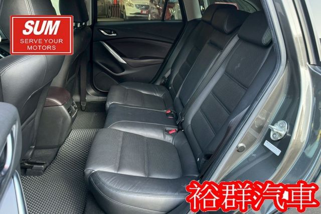 【YES認證里程保證】寬敞舒適旅行車、倒車顯影、I-KEY、電動椅、配備齊全  第14張相片