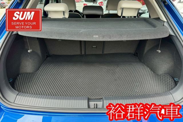 【YES認證里程保證】配備齊全、倒車顯影、小車的靈活性、休旅車高視野和掀背車的操控感、ACC  第19張相片