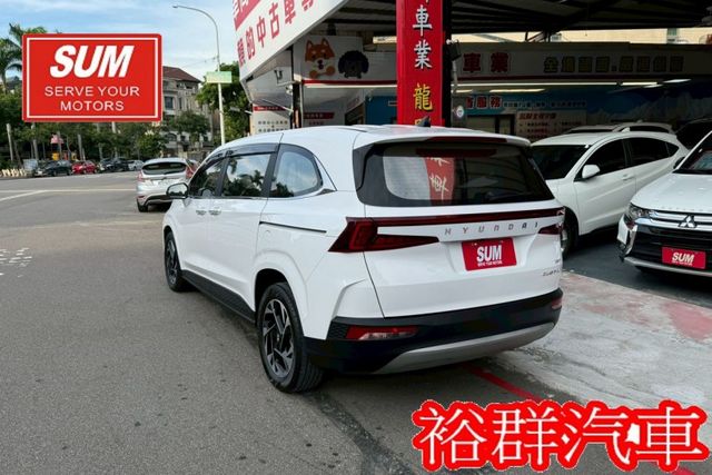【YES認證里程保證】豪華內裝科技配備、雙座座椅皆具備風/加熱功能、雙天窗、第二三排擁有獨立空調出風口  第4張相片