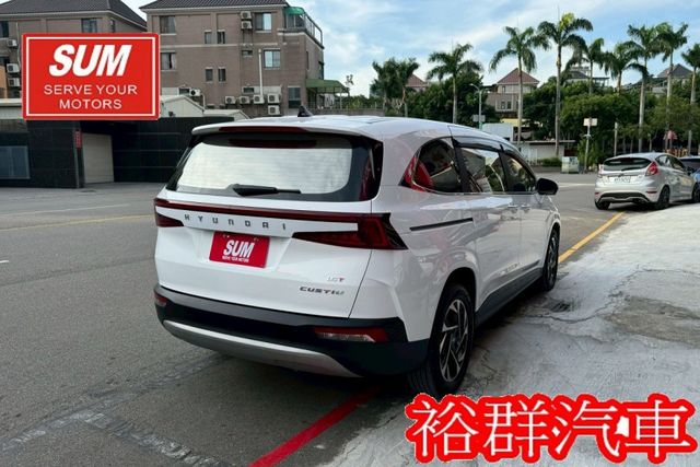 【YES認證里程保證】豪華內裝科技配備、雙座座椅皆具備風/加熱功能、雙天窗、第二三排擁有獨立空調出風口  第6張相片