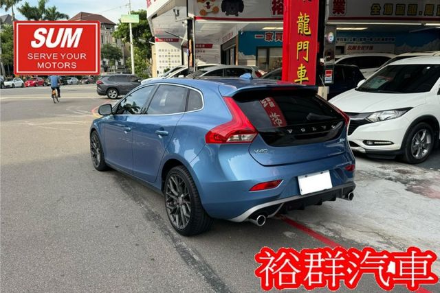 【YES認證里程保證】安全性沒話說、全景天窗、小鋼炮、ACC、倒車顯影  第6張相片
