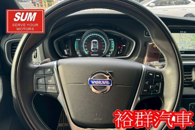 【YES認證里程保證】安全性沒話說、全景天窗、小鋼炮、ACC、倒車顯影  第8張相片