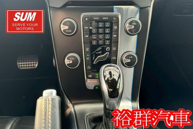 【YES認證里程保證】安全性沒話說、全景天窗、小鋼炮、ACC、倒車顯影  第11張相片