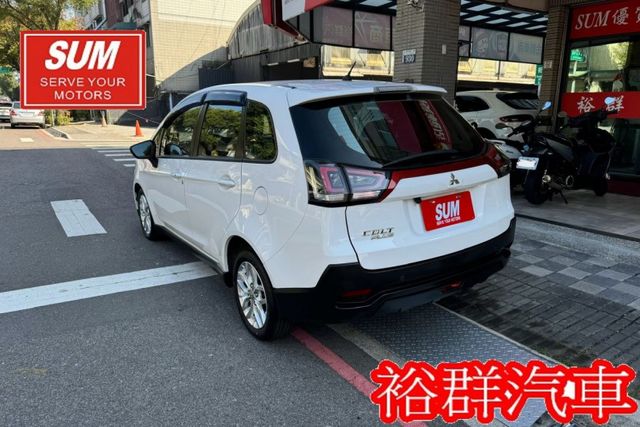 【YES認證里程保證】省油省稅大空間、買了開過都說讚、倒車顯影、電尾門、配備齊全  第6張相片