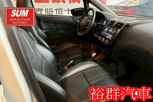 【YES認證里程保證】省油省稅大空間、買了開過都說讚、倒車顯影、電尾門、配備齊全  第14張相片