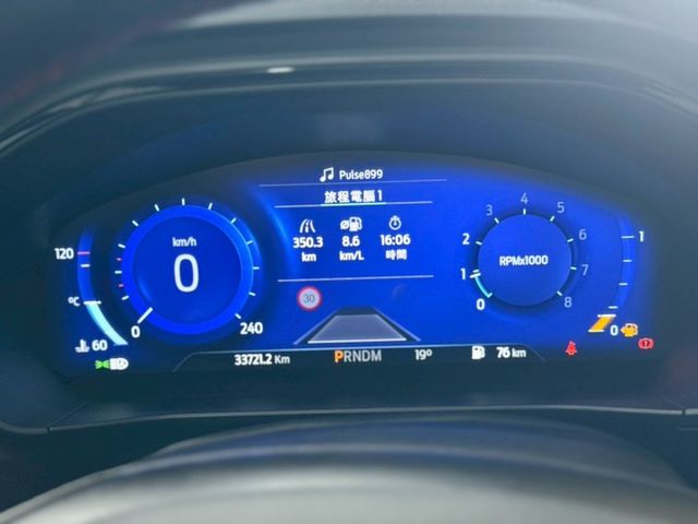 LOMMEL X賽道版~原鈑件，原廠大包.德制18吋鋁圈.智能LED頭燈.LV2.B&O音響.盲點  第6張相片