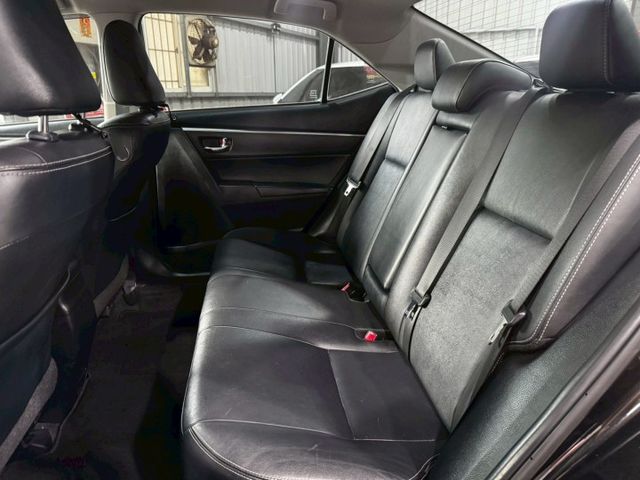 S+版本 免鑰匙. 恆溫空調. 前方駐車雷達 .倒車顯影. 定速巡航  第8張相片