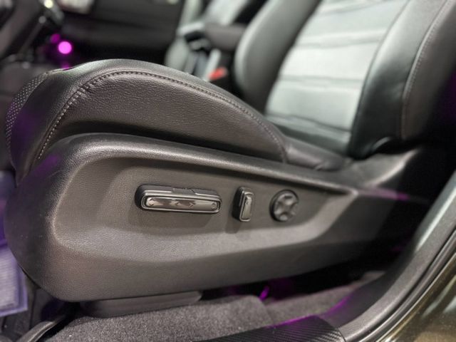 旗艦S版..全景天窗 ..Acc跟車..CarPlay ..盲點..電動椅..電動尾門  第6張相片
