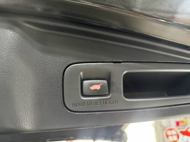 旗艦S版..全景天窗 ..Acc跟車..CarPlay ..盲點..電動椅..電動尾門  第10張相片