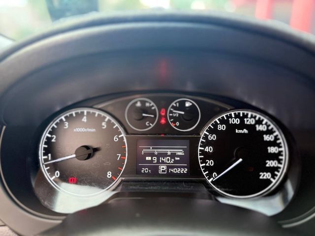 NISSAN日產 TIIDA  第7張相片