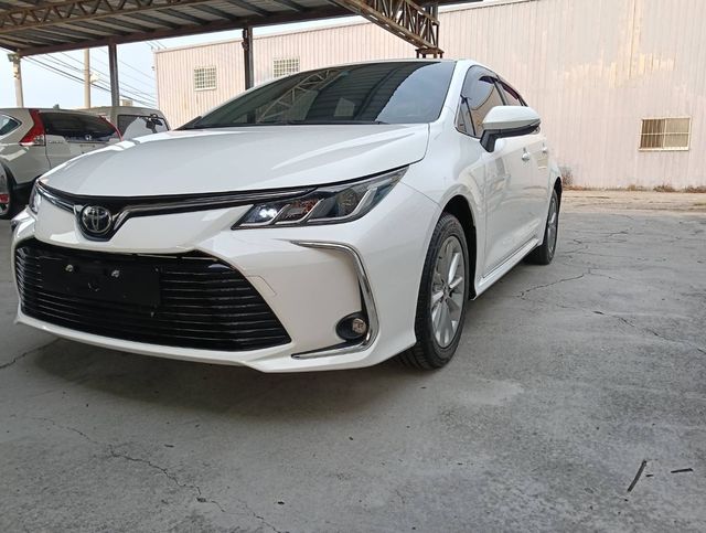 TOYOTA豐田 ALTIS  第1張相片