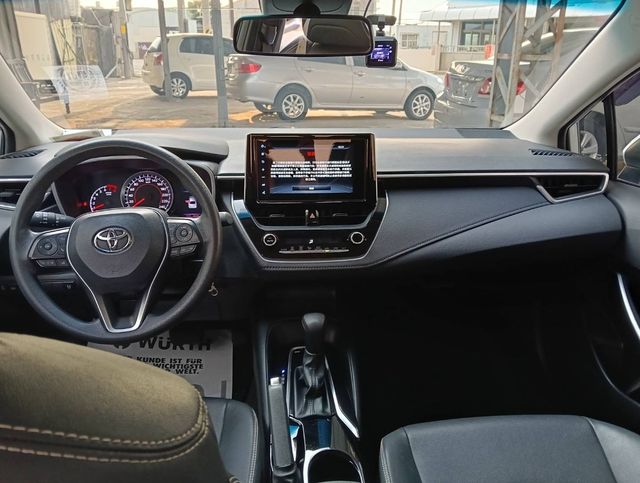 TOYOTA豐田 ALTIS  第7張相片
