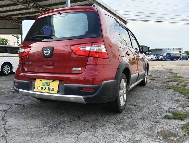 NISSAN日產 LIVINA  第2張相片