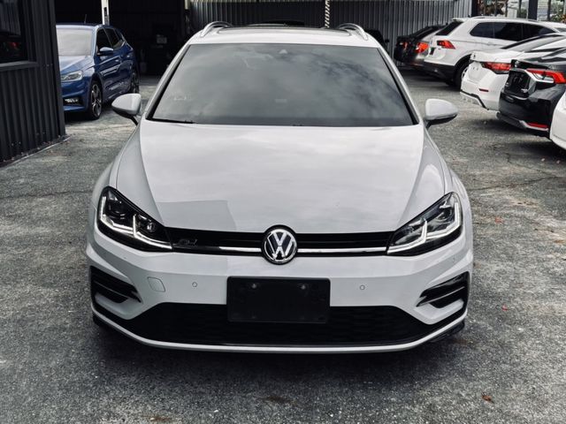 Volkswagen 福斯 Golf  第4張相片