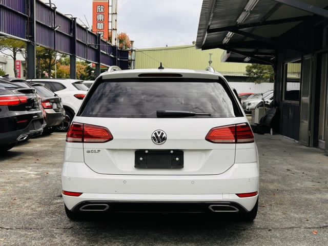 Volkswagen 福斯 Golf  第10張相片