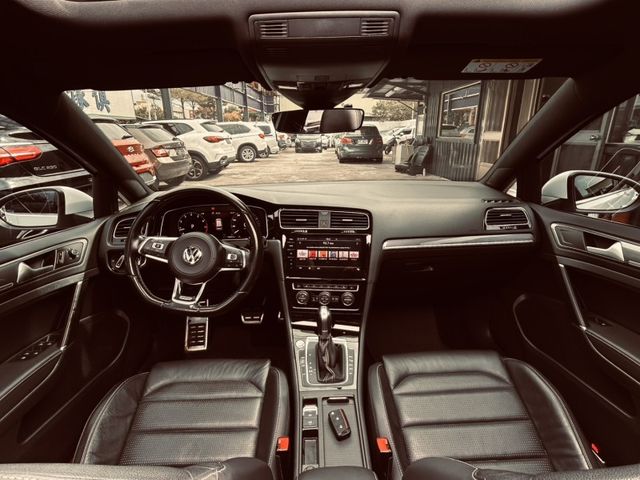 Volkswagen 福斯 Golf  第11張相片