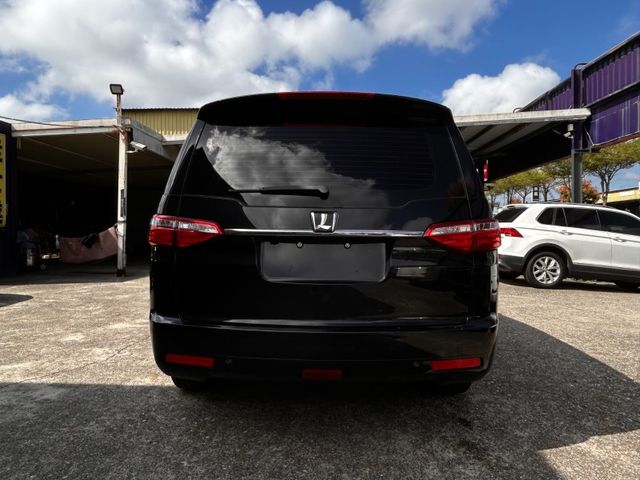 Luxgen M7  第4張相片