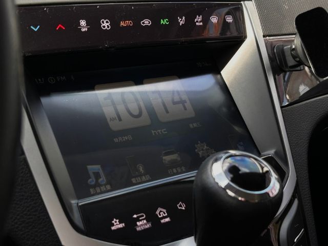 Luxgen M7  第17張相片