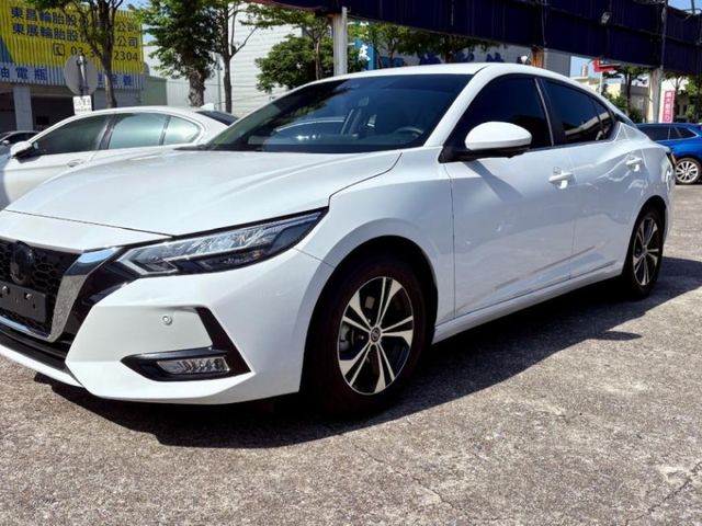 Nissan Sentra  第4張相片