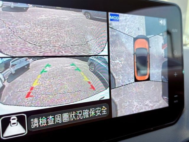 Nissan Sentra  第14張相片