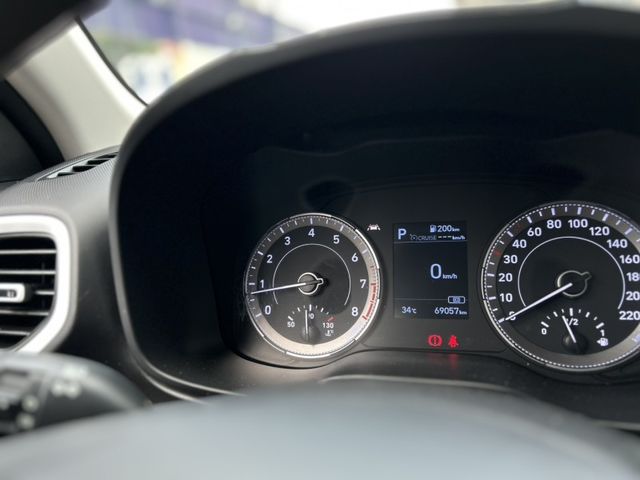 Hyundai Venue  第14張相片