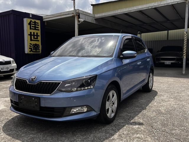 Skoda Fabia  第25張相片