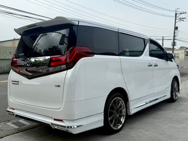 TOYOTA豐田 ALPHARD  第2張相片