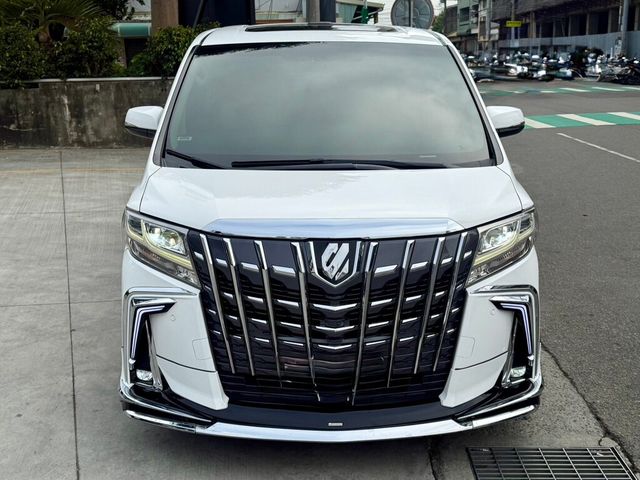 TOYOTA豐田 ALPHARD  第3張相片