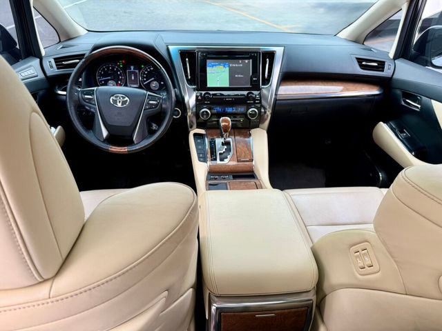 TOYOTA豐田 ALPHARD  第13張相片