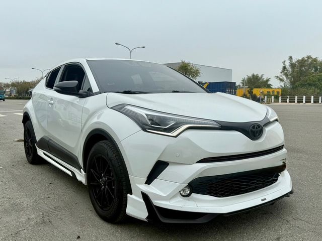 TOYOTA豐田 C-HR  第5張相片