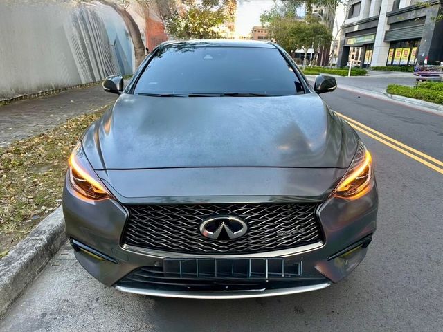 INFINITI無限 Q30  第5張相片