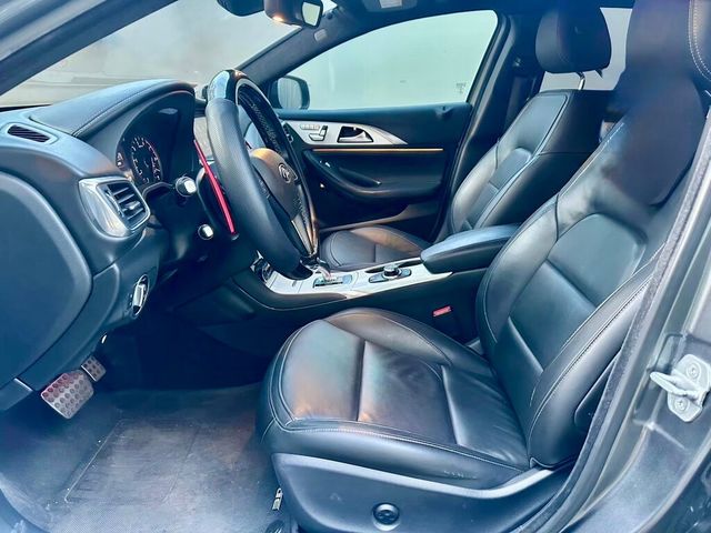 INFINITI無限 Q30  第13張相片