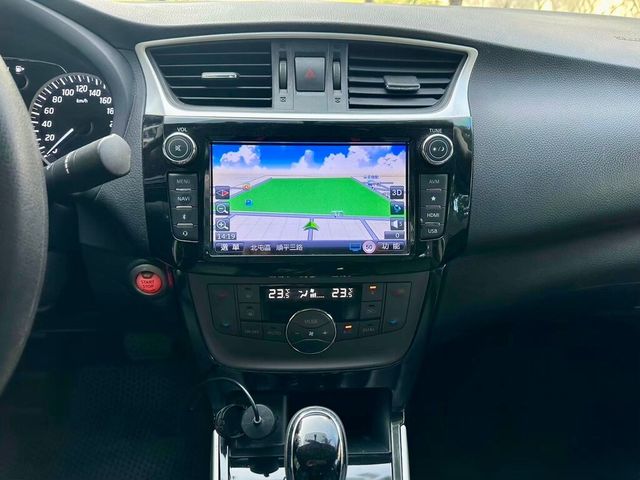 NISSAN日產 SENTRA  第17張相片