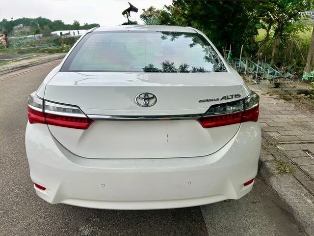 TOYOTA豐田 ALTIS  第7張相片
