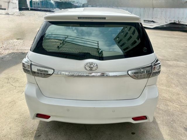 TOYOTA豐田 WISH  第7張相片