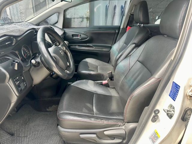 TOYOTA豐田 WISH  第11張相片