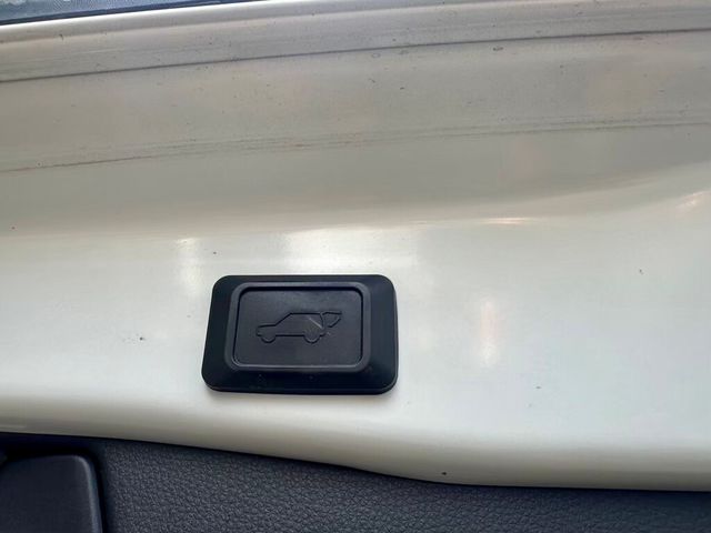 TOYOTA豐田 RAV4  第27張相片