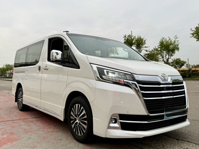 TOYOTA豐田 GRANVIA  第4張相片