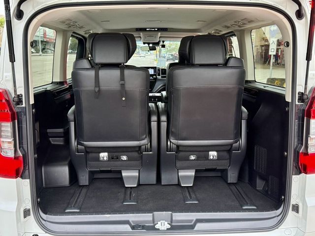 TOYOTA豐田 GRANVIA  第8張相片