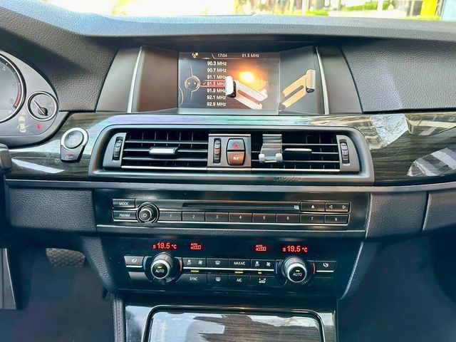 BMW寶馬 520D  第6張相片