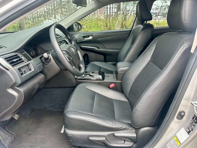TOYOTA豐田 CAMRY  第3張相片
