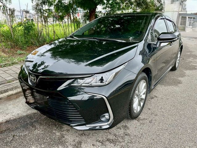 TOYOTA豐田 ALTIS  第1張相片