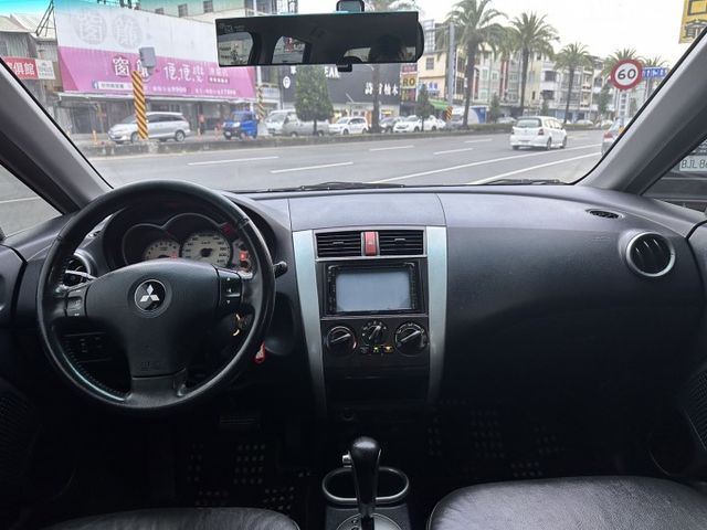 2009年 COLT PLUS-1.6L☑五門掀背☑都會代步首選☑倒車雷達☑全可貸☑省油☑0頭款  第7張相片