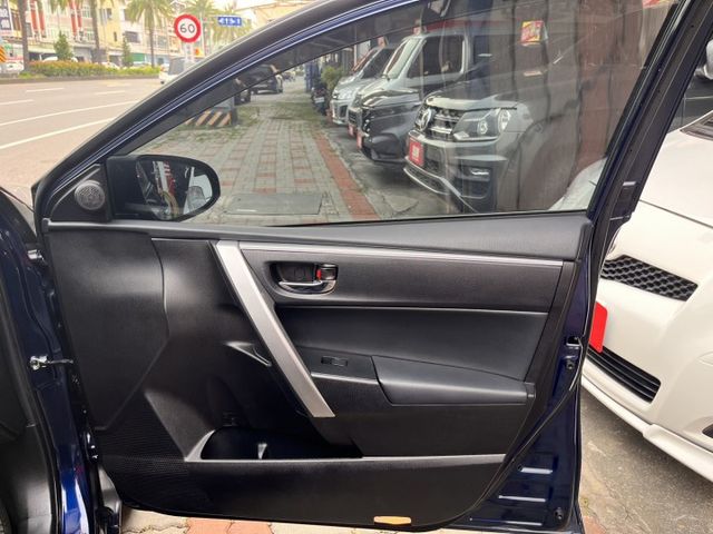 ☑S+☑I-KEY ☑倒車顯影 ☑恆溫空調 ☑安卓機☑里程保證  第16張相片