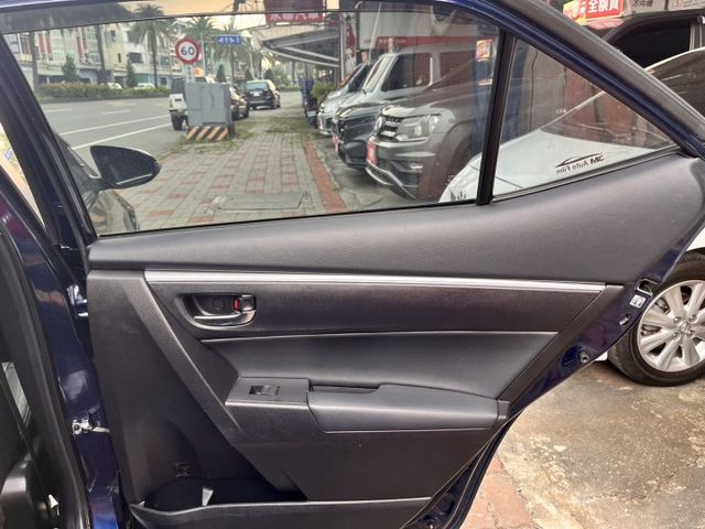 ☑S+☑I-KEY ☑倒車顯影 ☑恆溫空調 ☑安卓機☑里程保證  第18張相片