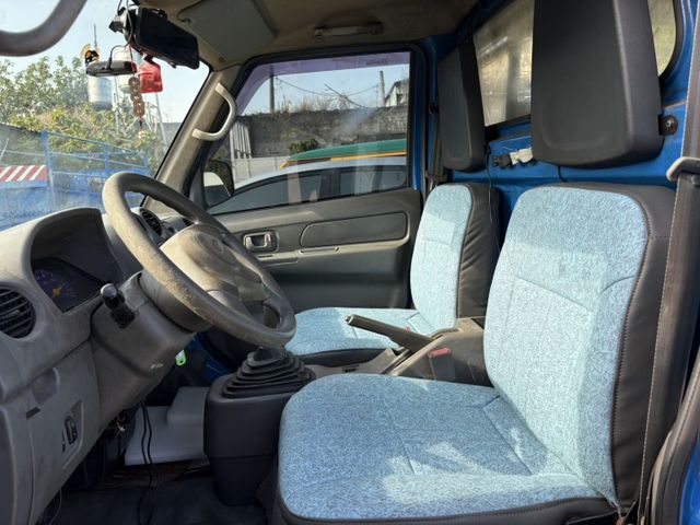 ☑2018年 ☑菱利 ☑1.3 ☑貨車 ☑篷式  第5張相片