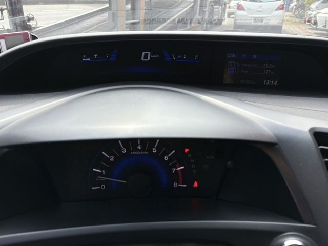 ☑頂規 ☑低里程 ☑天窗 ☑空力套件 ☑免鑰匙 ☑安卓CarPlay ☑HID頭燈  第10張相片