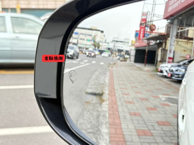 ☑僅跑5萬多☑一手車☑原廠保養☑Ikey ☑ACC跟車☑車道偏移☑盲點偵測☑安卓影音☑LED頭尾燈  第11張相片
